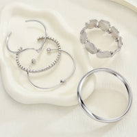 Zilveren gestapelde cuff-armbandenset