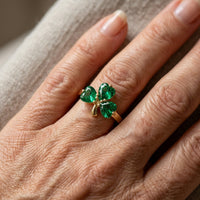 Gouden ring met groene klaver van zirkonia