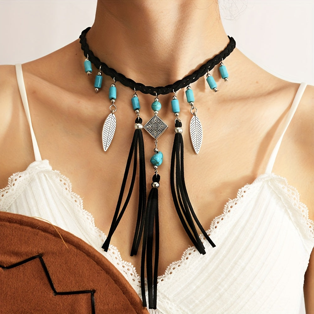 Bohemian ketting met turkoois en rode kralen kruishanger