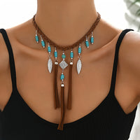 Bohemian ketting met turkoois en rode kralen kruishanger