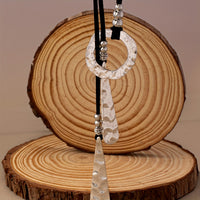 Zilveren ketting met ring en druppelhangers aan koord