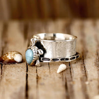 Zilveren brede ring met schildpad en larimar