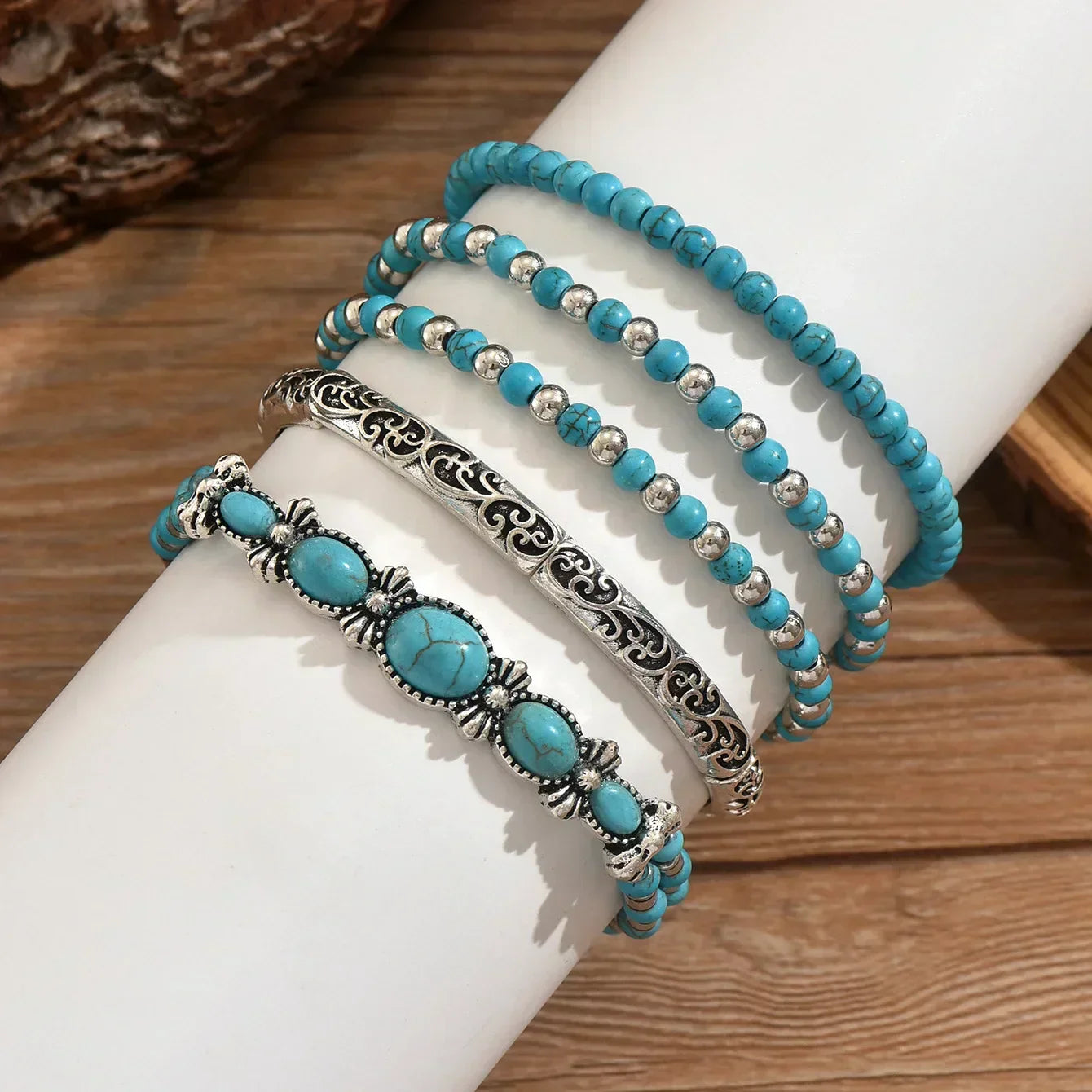 Zilveren bohemian armbandenset met turquoise kralen