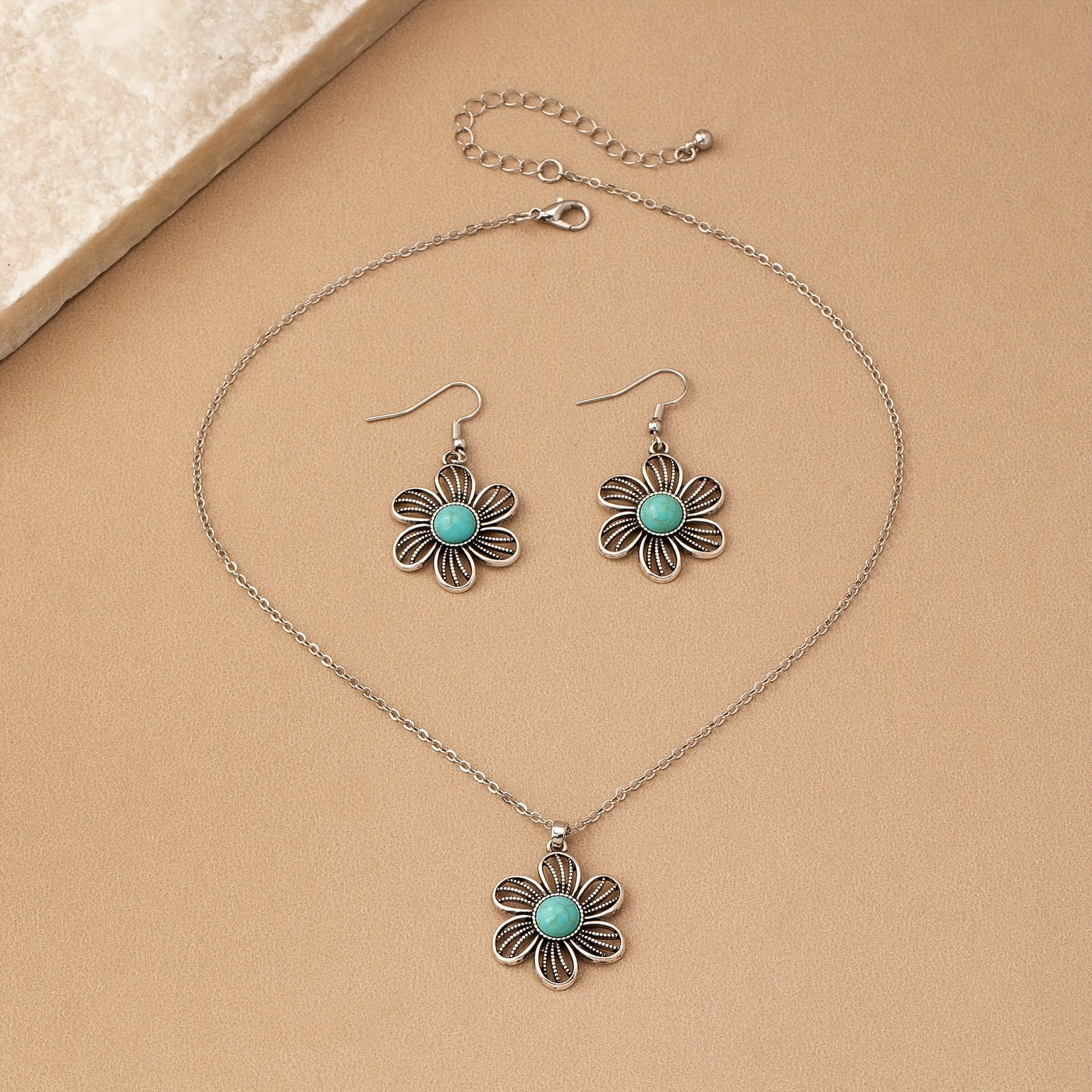 Zilveren vintage oorbellen met ovale turquoise