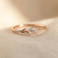 Roségouden bladring met marquise zirkonia
