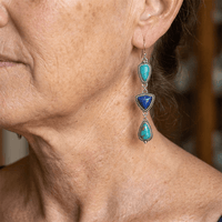 Zilveren oorbellen met turquoise en lapis druppels