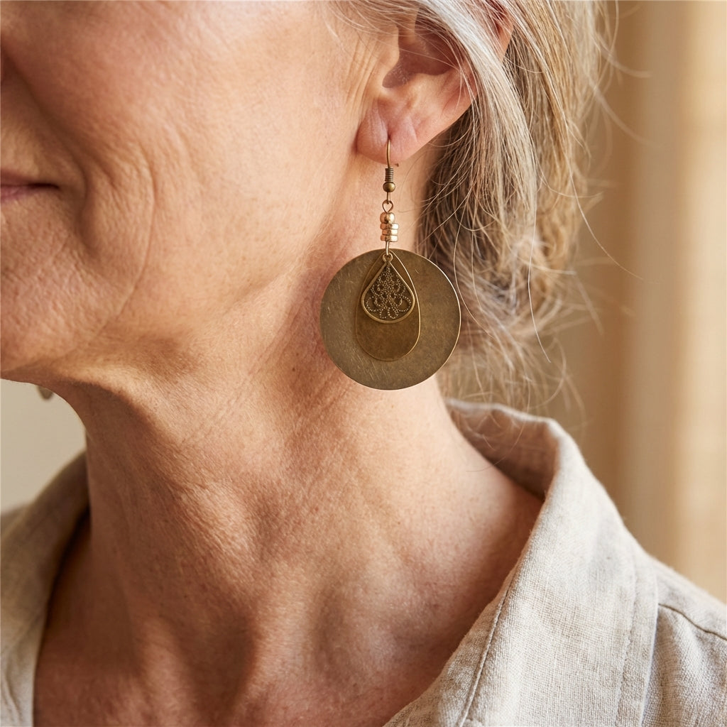 Bohemian bronzen oorbellen met filigrein druppel
