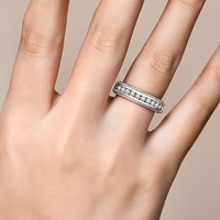 Gouden eternity ring met dubbele zirconia rij