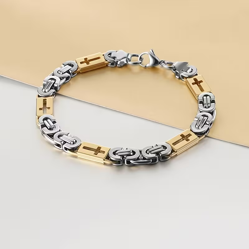 Gouden armbandenset met brede cuff en discs