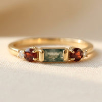 Gouden ring met mosagaat en granaat