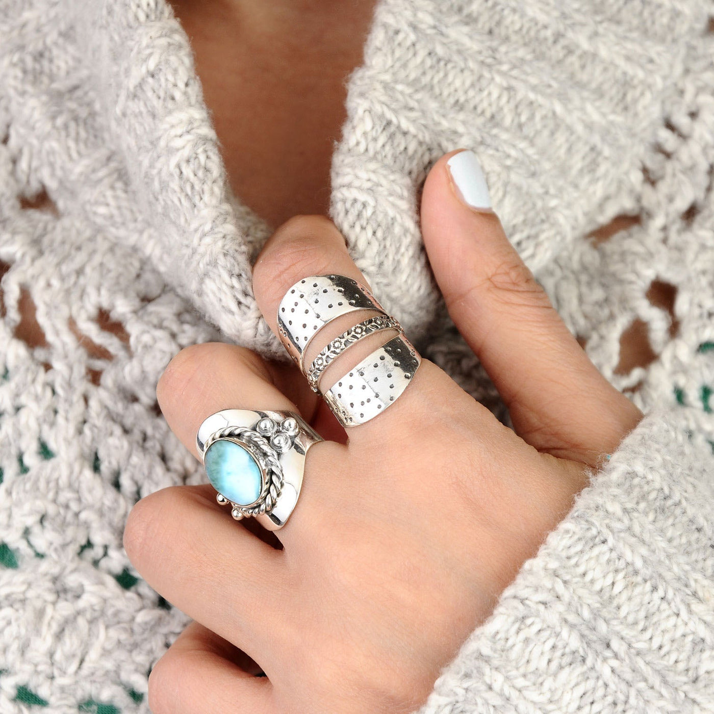 Zilveren boho-ring met ovale larimar